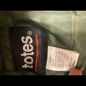 TOTES RAIN TRENCH COAT